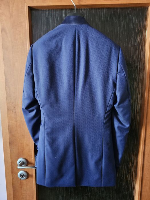 Бален костюм син