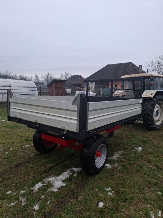 Remorca basculabila 3 părți