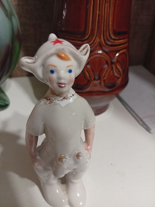 Советские статуэтки продам