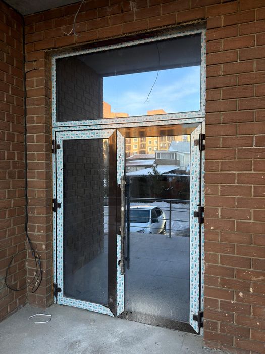 Продам аллюминевый витраж