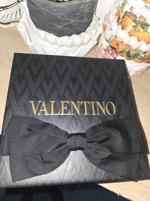 Set Valentino femei si bărbați