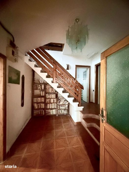 Casa individuala D+P+M, 4 camere, teren 1400 mp, curte generoasa,Cetea