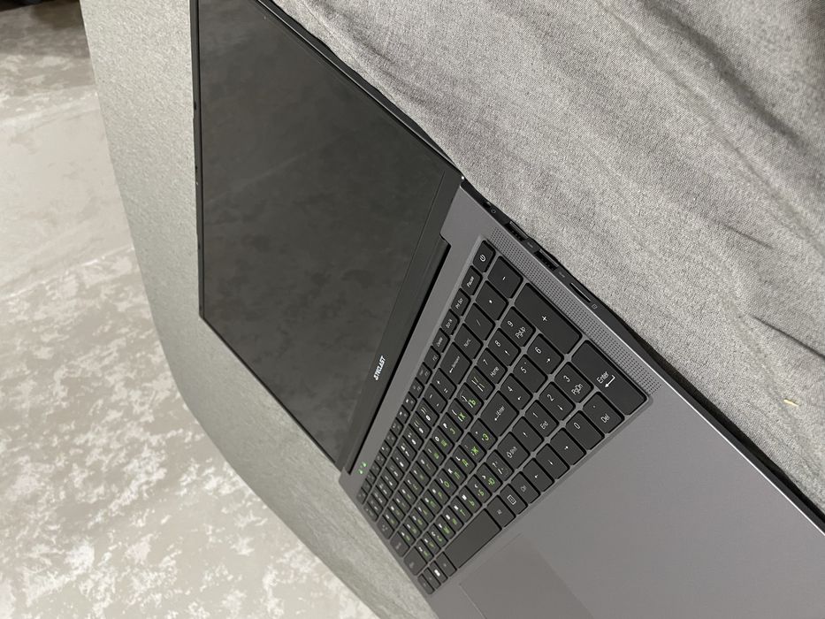 Ноутбук Teclast F17 Plus 2025