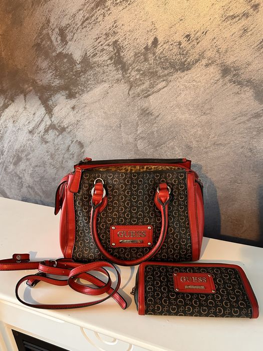 Vand SET geanta + portofel GUESS