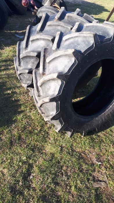 Anvelopa tractor  320/70R20  uzura 10%