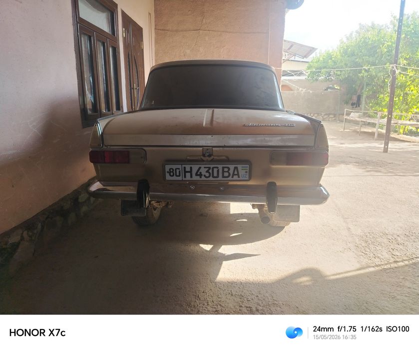 Sotiladi moskvich 412