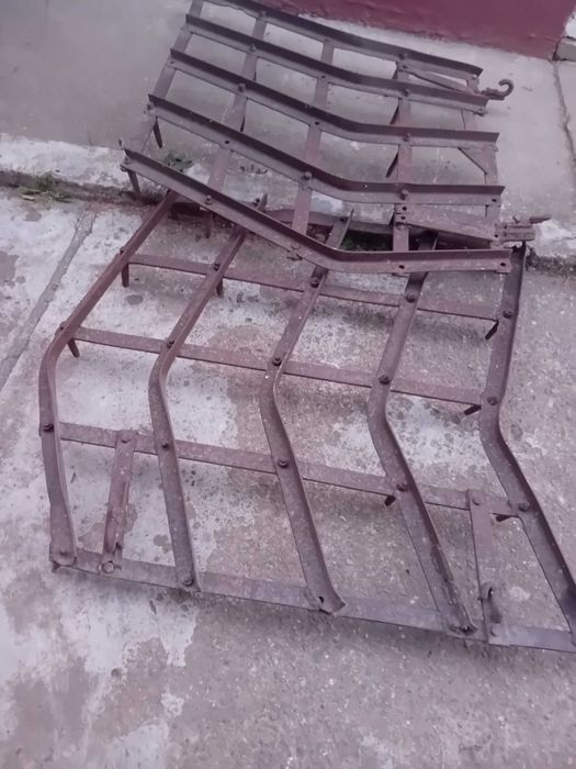 Piese,grapa ,pentru tractor u650