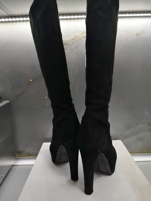 Дамски ботуши велурени, черни