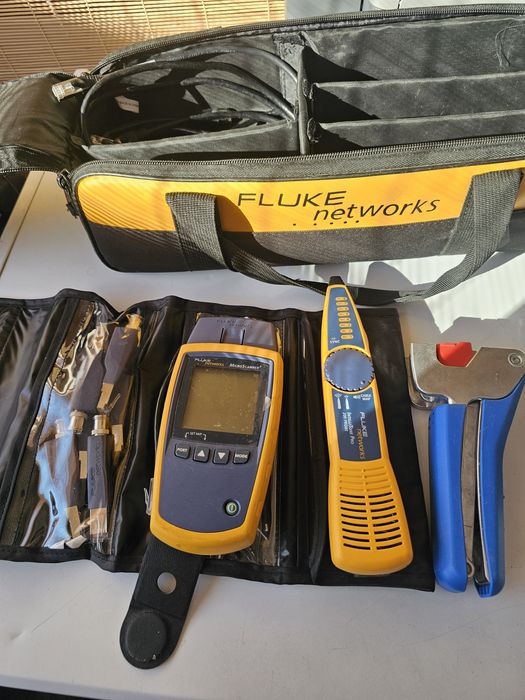 Fluke networks microscanner 2