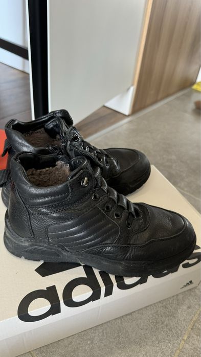 Детская обувь на  мальчика в 33 рре