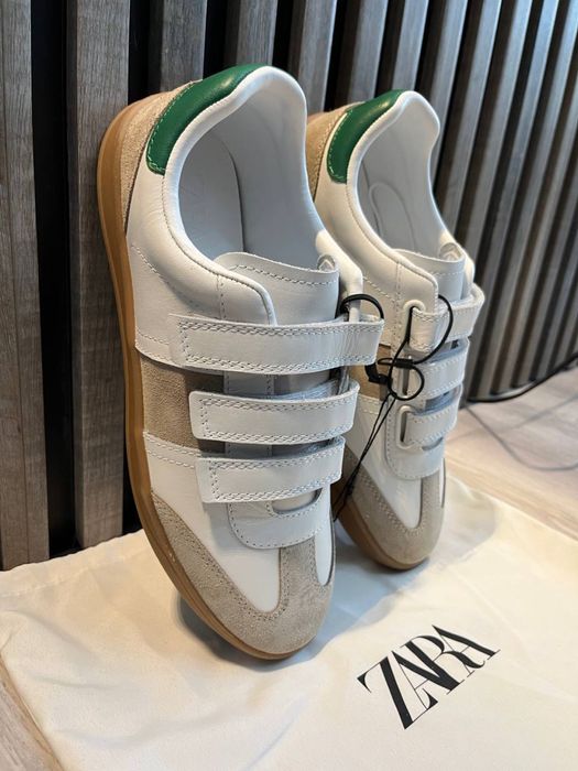 Кроссовки ZARA