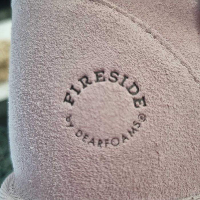 UGG noi din SUA culoare deosebita