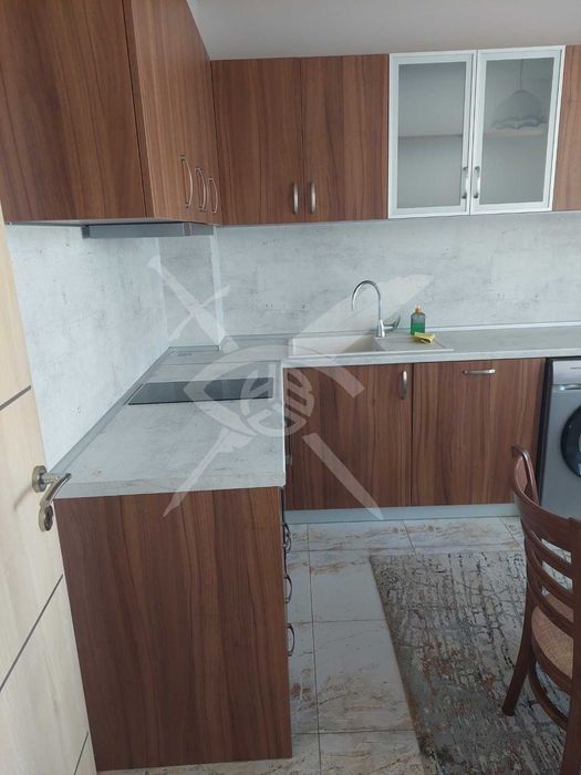 Тристаен апартамент в Коматево! 11844211