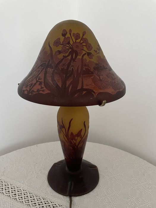 Lampadare,lampi ,cu abajur stil Tiffany.