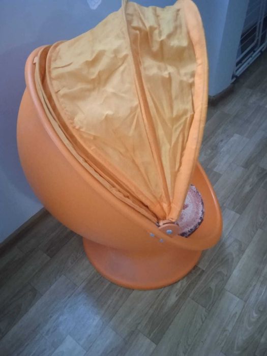 Детское кресло-яйцо IKEA