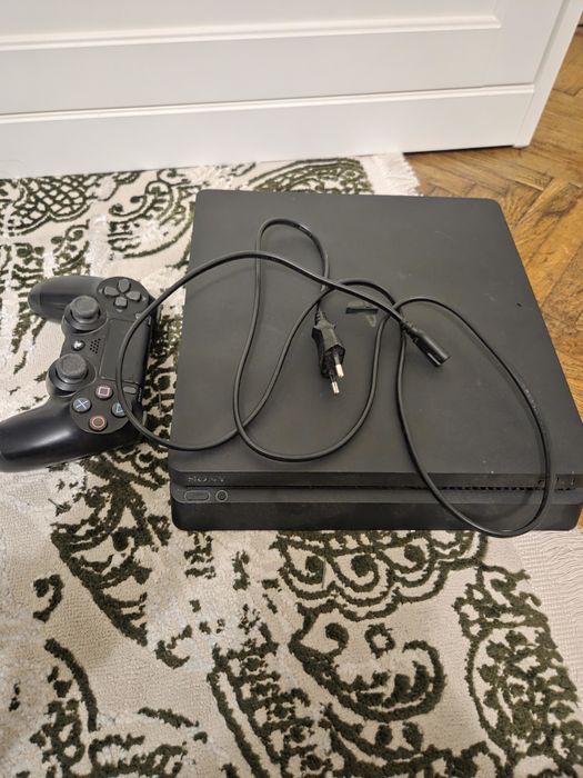 PlayStation4 Slim 1TB