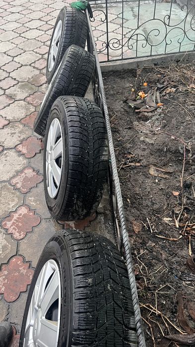 Зимние шины с дисками 185.70. R14