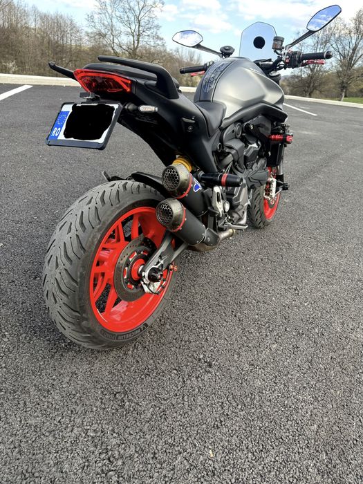 Ducati Monster 937 Plus