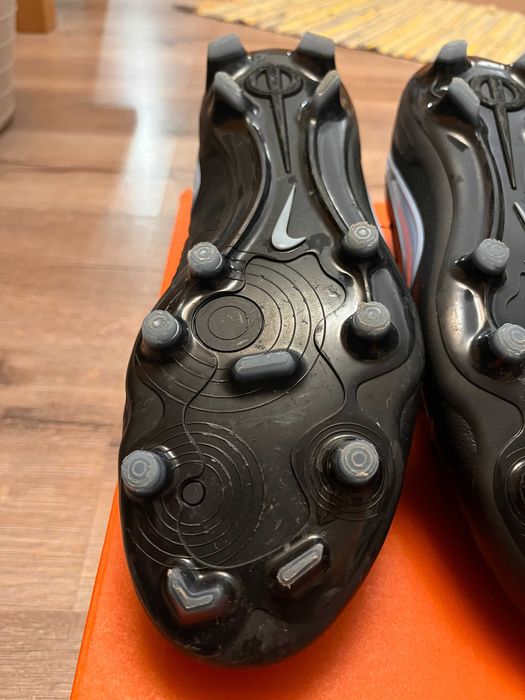 Ghete de fotbal Nike Tiempo Legend 10 Pro FG