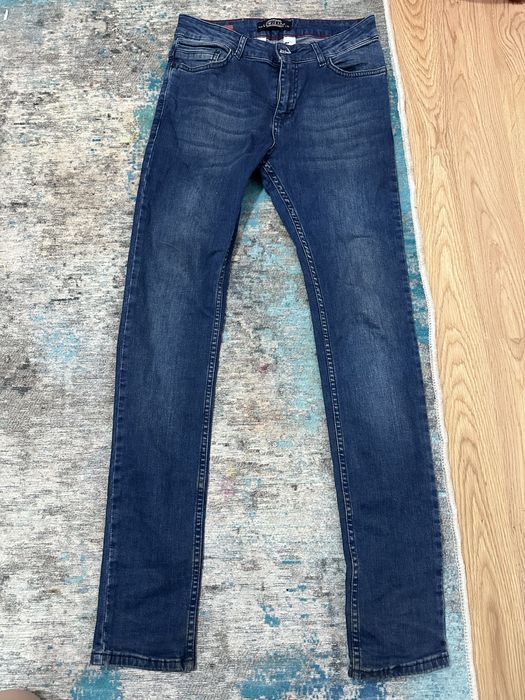 Продам джинсы