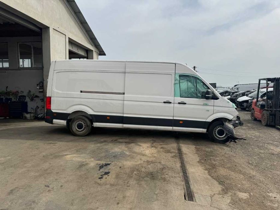Dezmembrari Volkswagen Crafter 2020 Usa stanga spate complet echipata