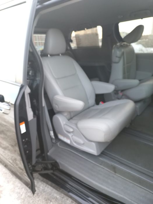 Продам Тойота Сиена