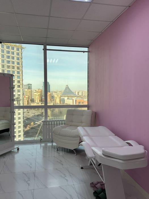 Сдаем кабинет в салоне