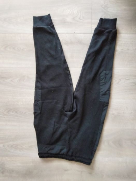 Pantaloni Zara negri cargo / jogger stare foarte buna