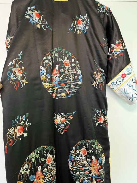 Винтидж китайско бродирано кимоно Синя елегантност Шиноазър рокля