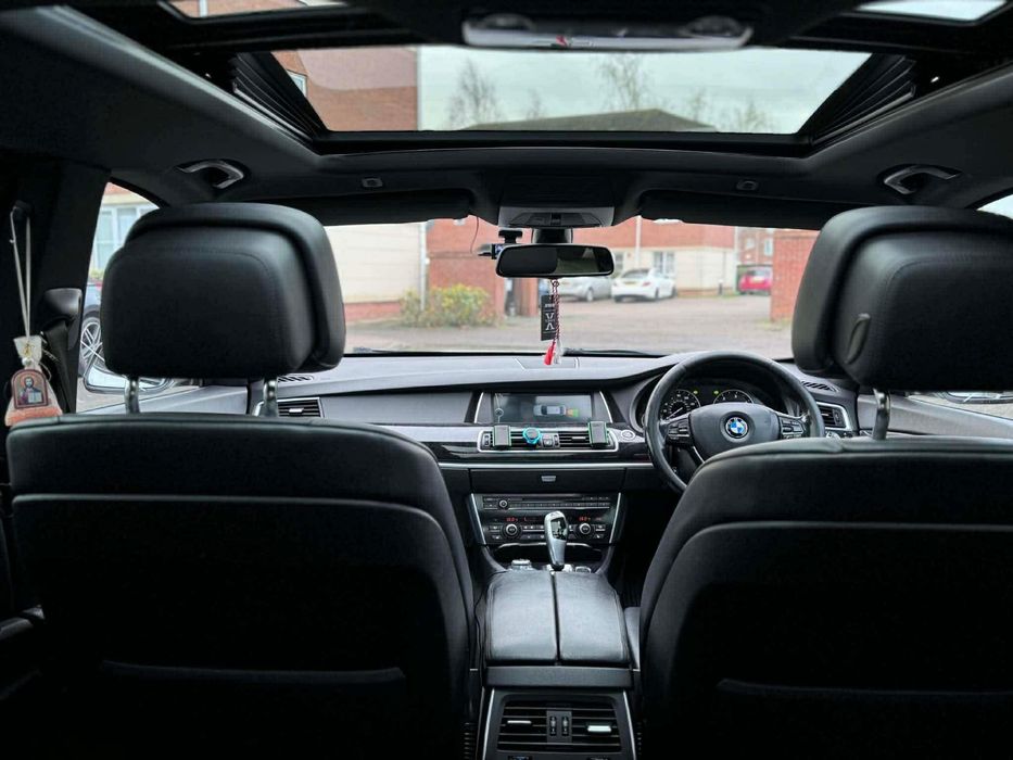 BMW 5 Series 2010 — imagine 3