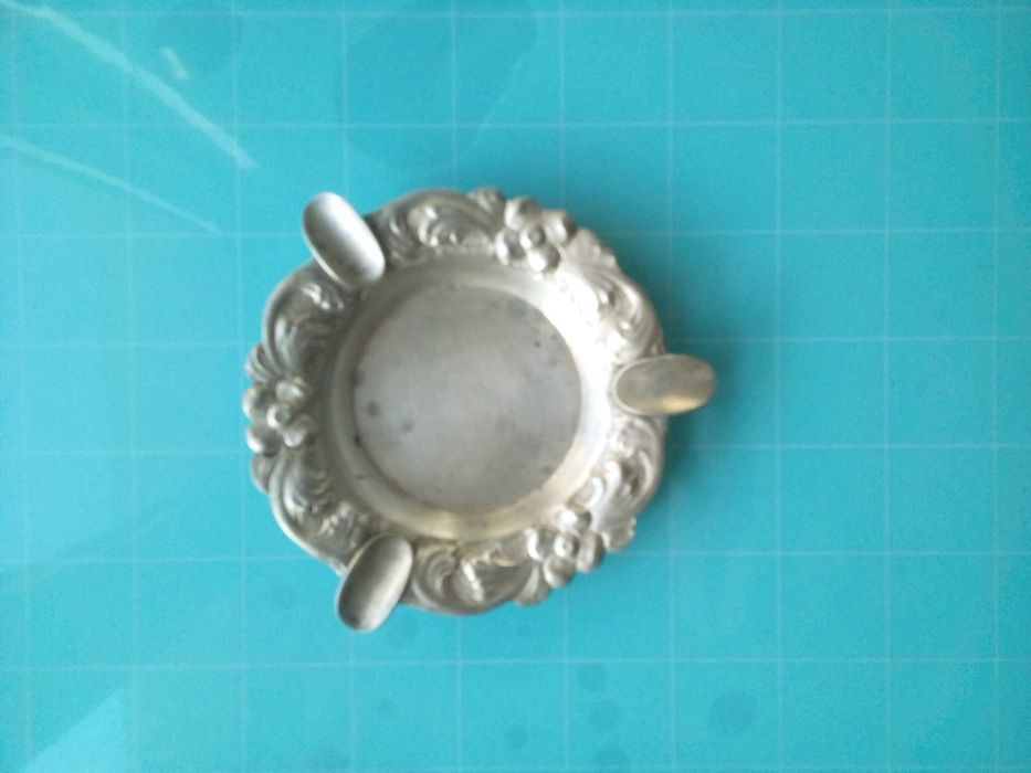 Scrumiera din argint