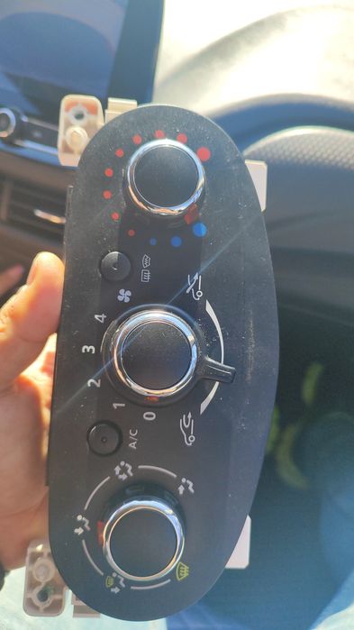 Блок управления печкой Рено Сандеро, Логан,Ларгус