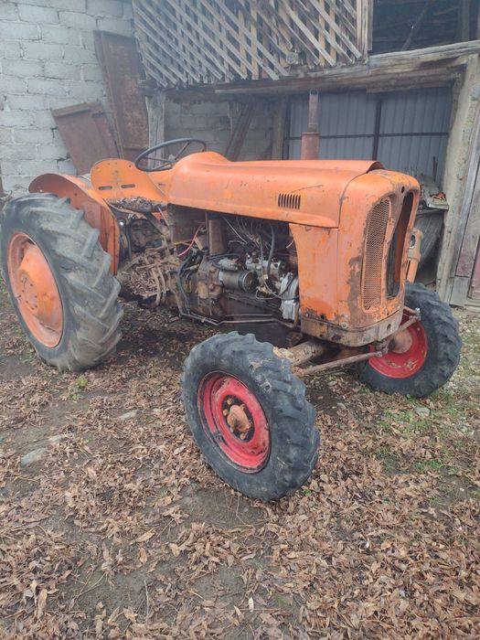 Piese tractor fiat 411