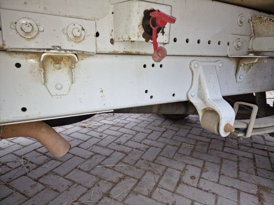 Vând camioneta basculabila 3.5 tone Renault mascott ( nu daily, nissan, sprinter)