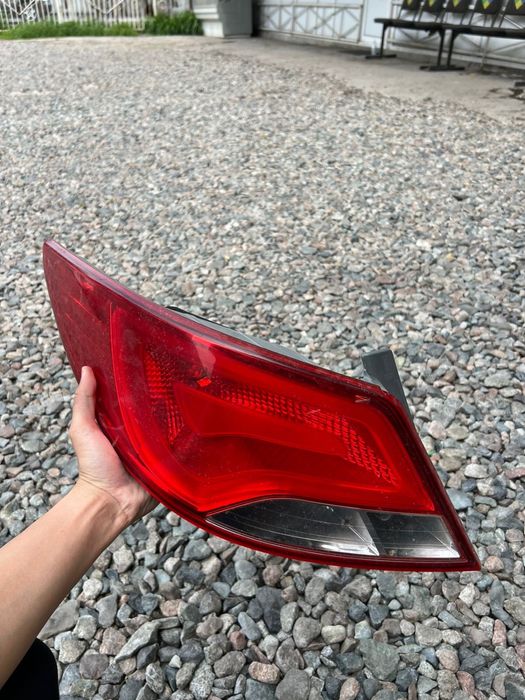 Продам фонарь на Solaris Accent