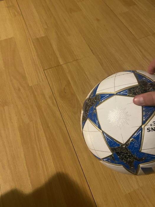 Minge champions league 24/25 originala adusa din Franta