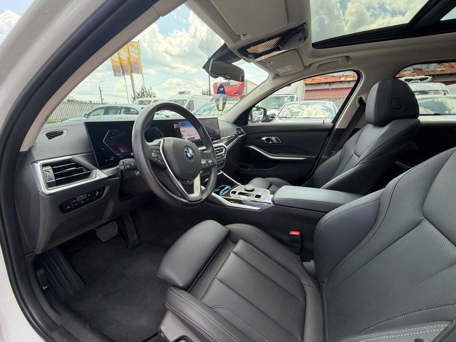 BMW 320/190cp/mildhybrid/panoramic/distronic/unghi mort/Xdrive