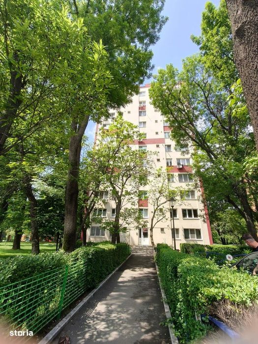 Apartament cu doua camere, Aparatorii Patriei, 80.000€