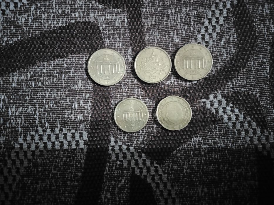 monede vechi diferite