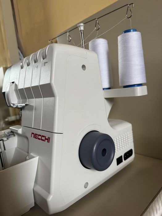 NECCHI NL 11 C – 4-нишков оверлог • Почти нов • С кутия