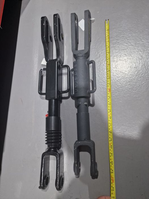 Tirant vertical tija întinzător lateral pentru toată gama de tractoare