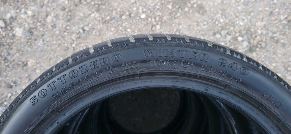 Anvelope de iarnă Pirelli Sottozero M+S 255/40/19