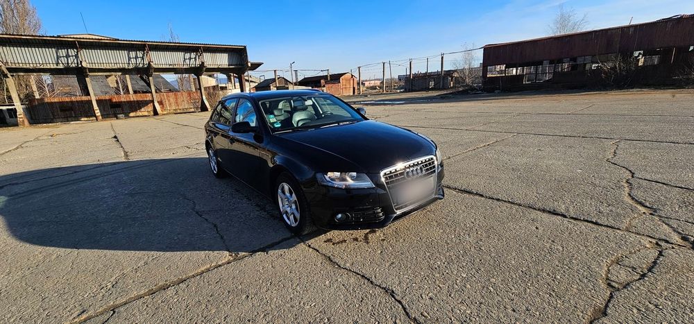 AUDI A4 2010 — imagine 31