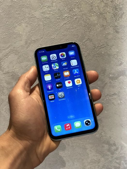 Iphone 11.         .
