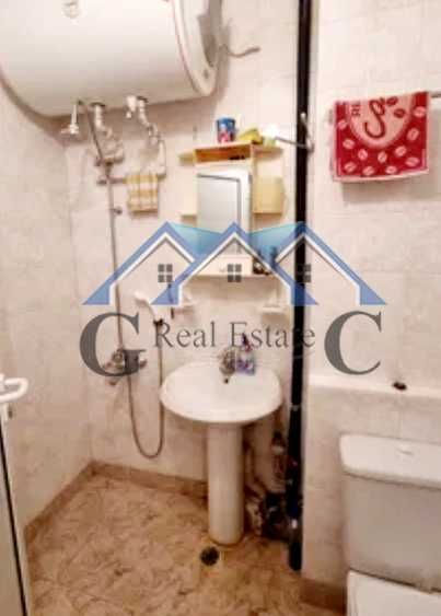 Продава се Двустаен апартамент в Варна, Чайка - 65 кв.м за 2460 €/кв.м - Снимка #9