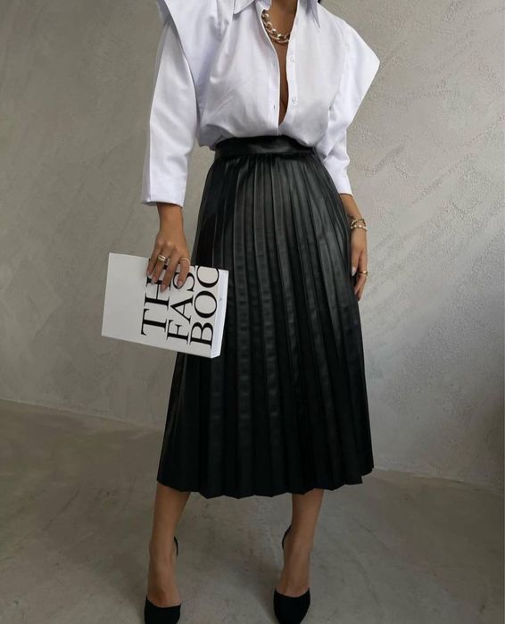 Кожени поли