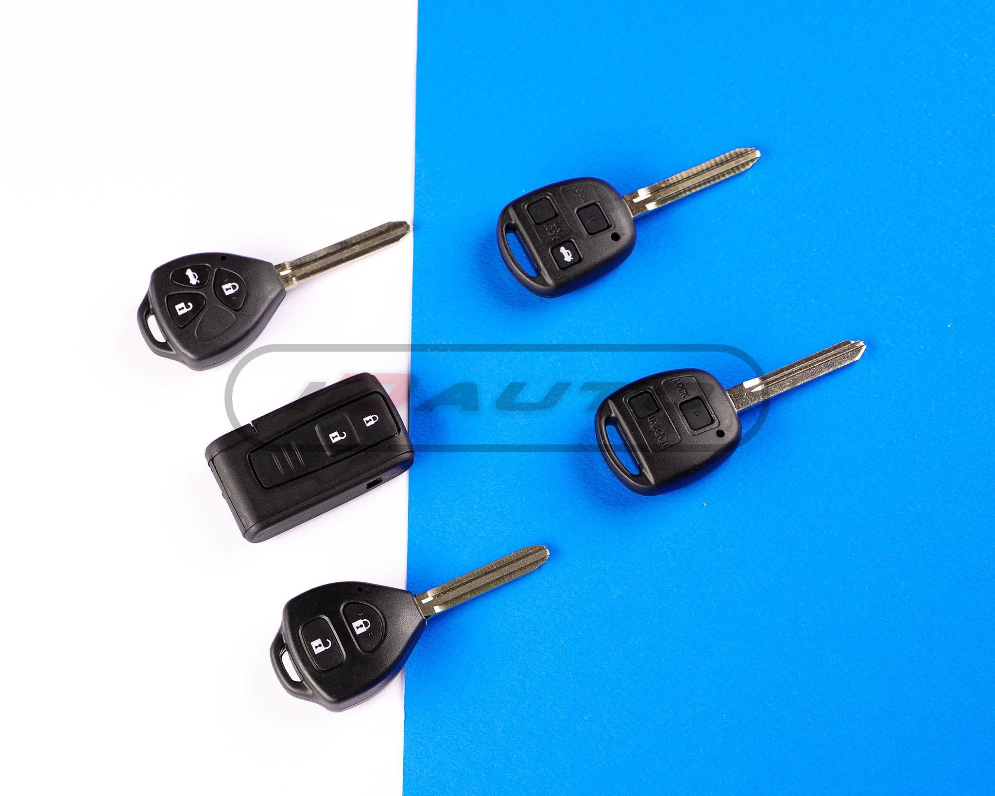 Ключ кутийка за Toyota / Тойота Corolla Yaris Rav4 Auris Celica гр ...