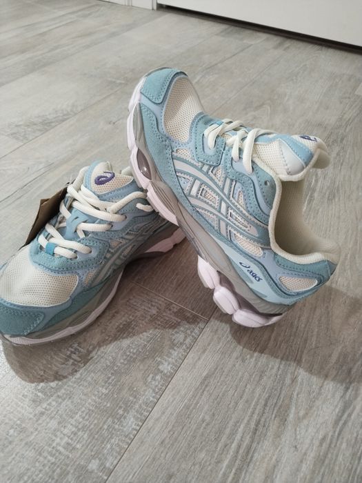 Беговые кроссовки asics