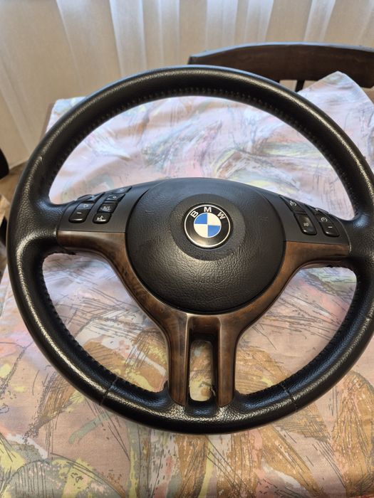 Мути волан за BMW в много добро състояние
