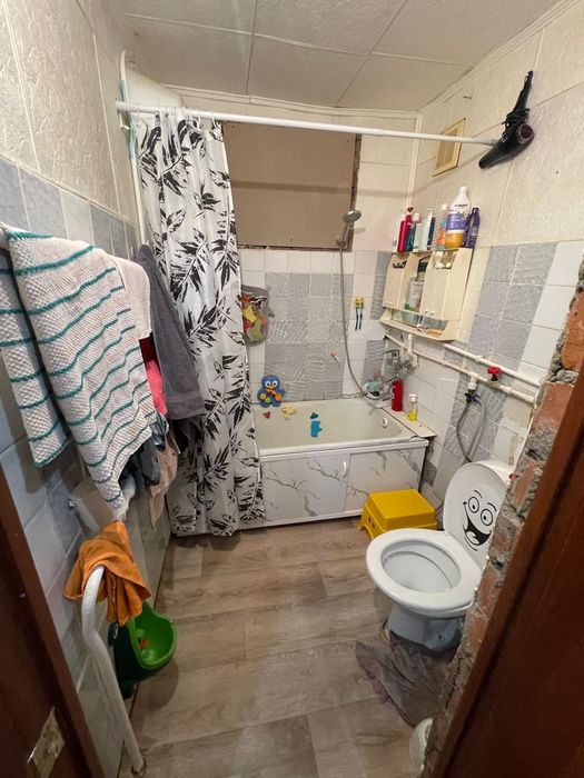 Продам 1 комн КВ район Черемушки.